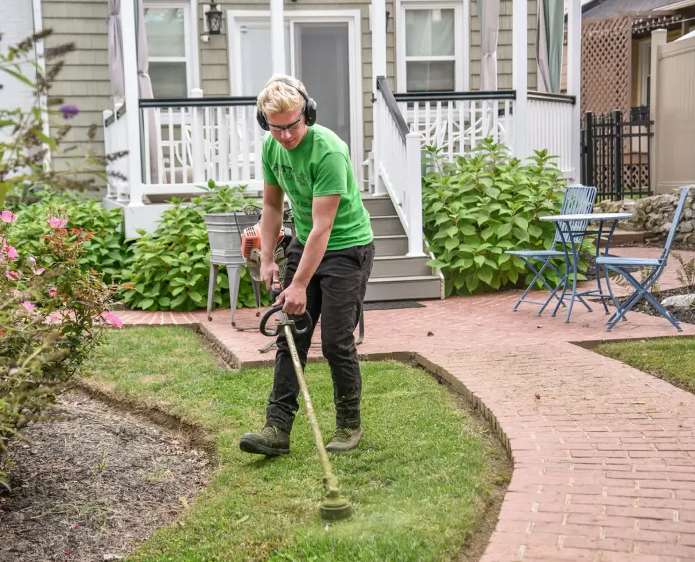 Lawn and garden business using AppFlow